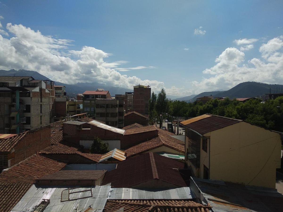 Las Dalias Cusco Luaran gambar